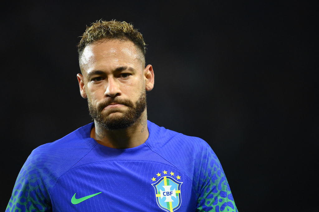 Mức lương đáng kinh ngạc của cầu thủ Neymar